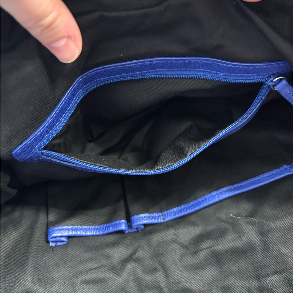 NWT Kenneth Cole Blue Leather Women's Bag - Picture 8 of 13